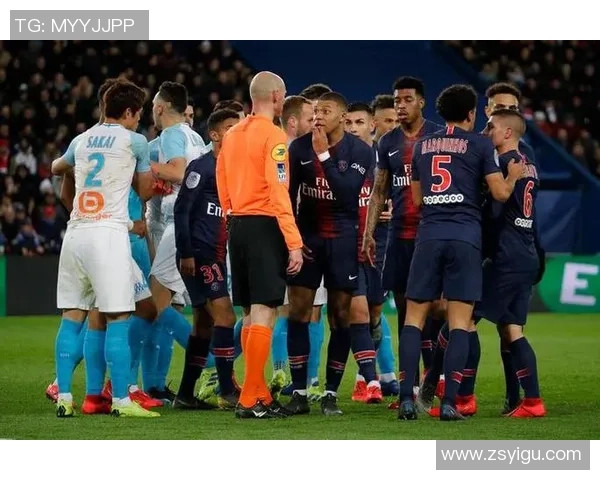 英超激战巴黎圣日耳曼与巴萨战成平局乌龙球瞬间引发全场狂欢